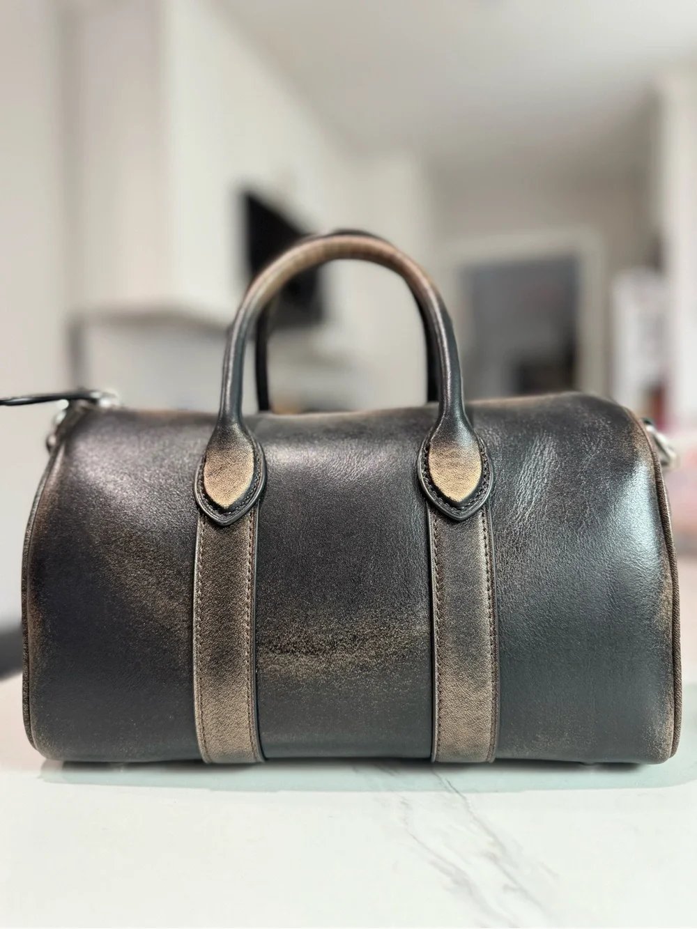 NWT - Coach - Compass 25 - Loved Leather - Picture 4 of 7